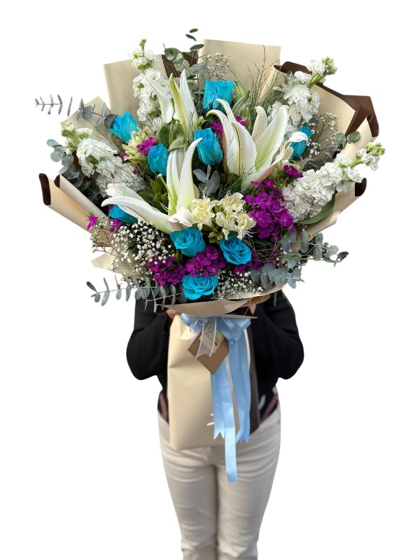 Mavi Gül & Beyaz Lilyum Buketi